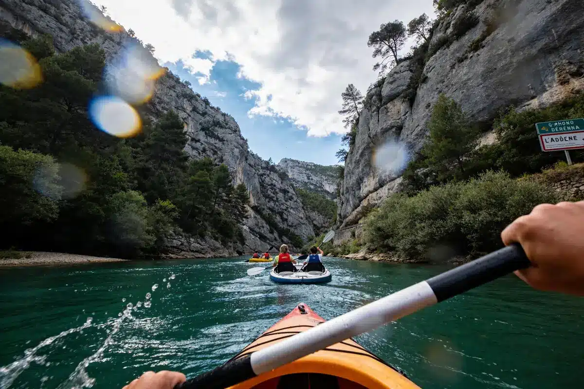 Kayak Gorges de l’Ardèche : Découvrez les meilleurs parcours !