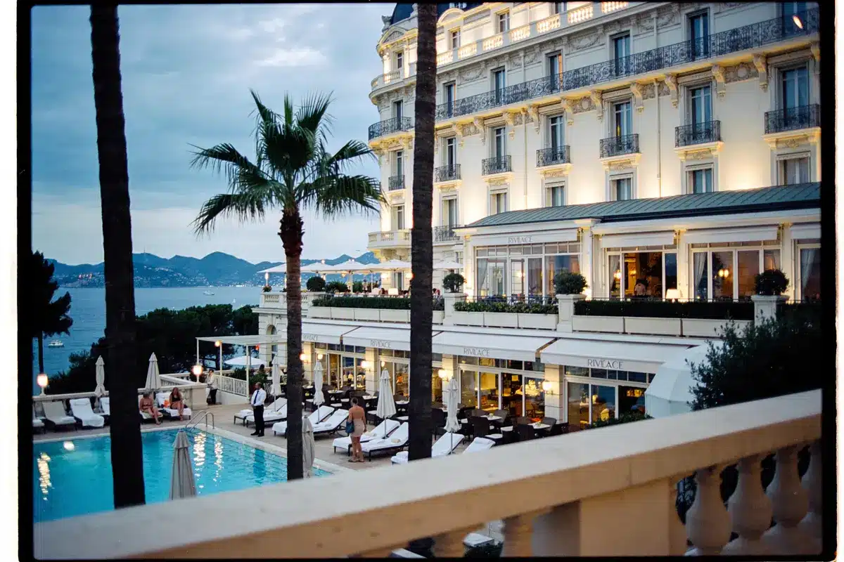 Palace sur la Côte d’Azur : Découvrez les Joyaux de Luxe !